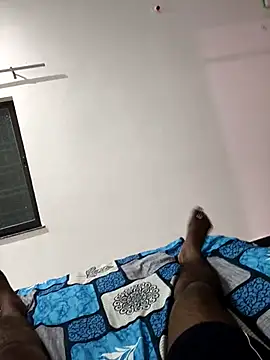 Snapshot of Chanderi19 chatting on 09.21.25 Chanderi19 online show from 09.21.25