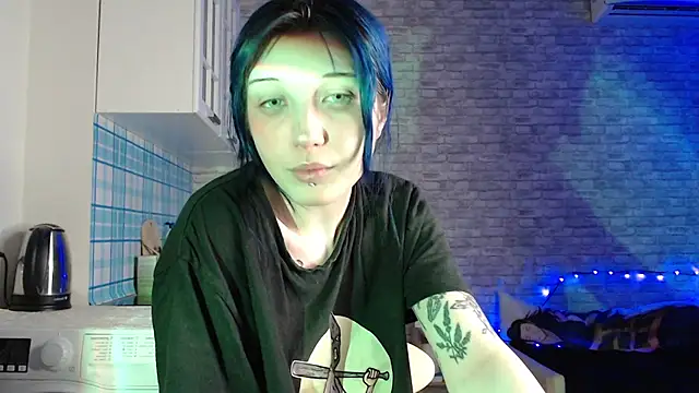 LolaBlueberry online show from 10.16.25