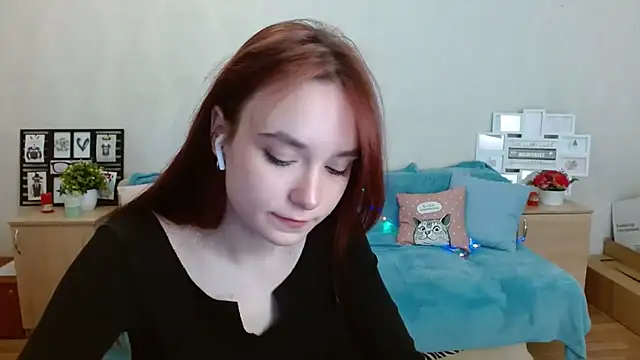 aFoxie online show from 10.15.25