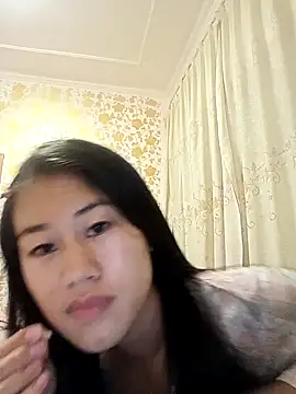 Snapshot of luy-xinh02 chatting on 09.23.25 luy-xinh02 online show from 09.23.25