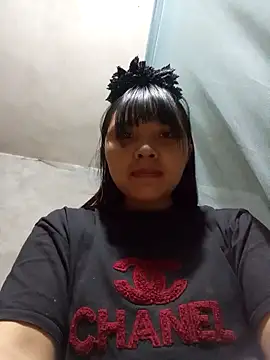 Snapshot of SSexykute3456 chatting on 10.02.25 SSexykute3456 online show from 10.02.25