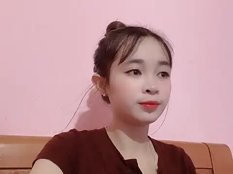 Snapshot of Suna7383 chatting on 10.19.25 Suna7383 online show from 10.19.25