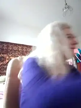 Snapshot of goodstyle chatting on 10.25.25 goodstyle online show from 10.25.25