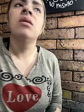 Snapshot of AlissaSpellman chatting on 10.02.25 AlissaSpellman online show from 10.02.25