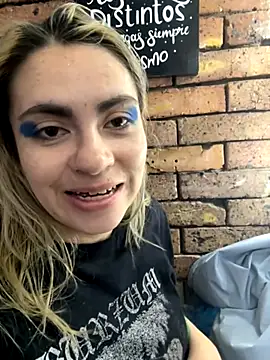 Snapshot of AlissaSpellman chatting on 10.04.25 AlissaSpellman online show from 10.04.25
