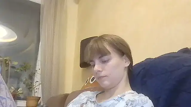 Snapshot of Loriven chatting on 10.15.25 Loriven online show from 10.15.25