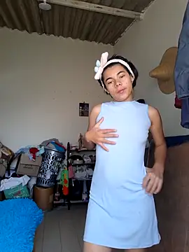 Snapshot of tetygolosa chatting on 10.29.25 tetygolosa online show from 10.29.25