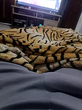 Snapshot of jayhzin chatting on 11.03.25 jayhzin online show from 11.03.25