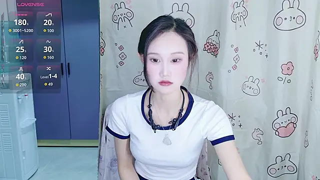 Snapshot of schoolgirl-nurse chatting on 10.13.25 schoolgirl-nurse online show from 10.13.25