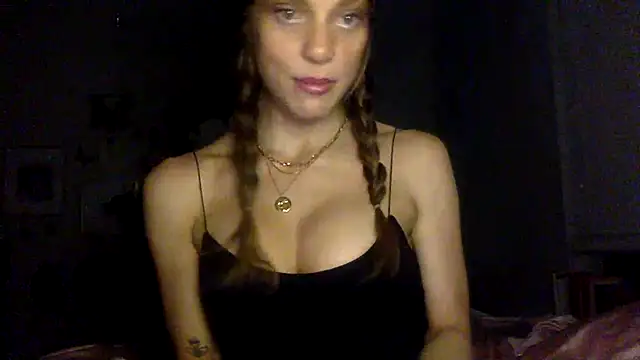 Snapshot of Texxaspearl chatting on 11.02.25 Texxaspearl online show from 11.02.25