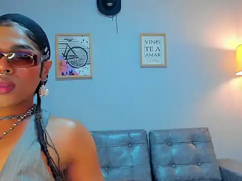 Snapshot of ile_matamba chatting on 09.17.25 ile matamba online show from 09.17.25