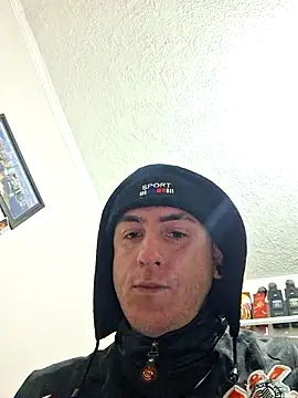 Snapshot of Bottz777 chatting on 10.24.25 Bottz777 online show from 10.24.25