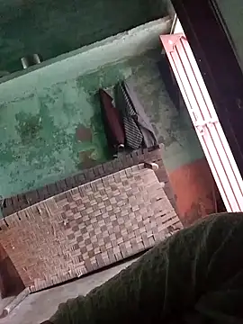 Snapshot of annu_000 chatting on 10.04.25 annu 000 online show from 10.04.25