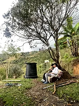 Snapshot of sky-wolves chatting on 10.07.25 sky-wolves online show from 10.07.25