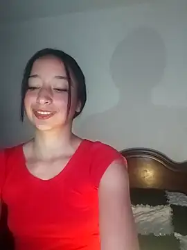 Snapshot of Vale_stone_ chatting on 09.24.25 Vale stone  online show from 09.24.25