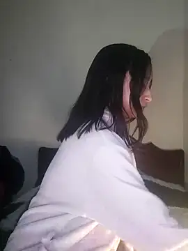 Snapshot of Vale_stone_ chatting on 09.29.25 Vale stone  online show from 09.29.25