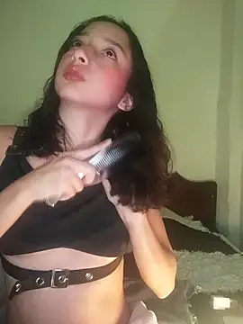 Snapshot of Vale_stone_ chatting on 10.06.25 Vale stone  online show from 10.06.25