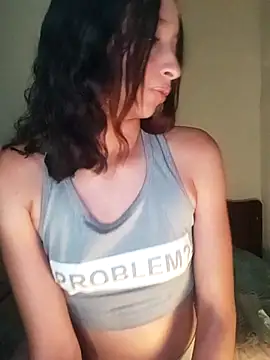 Snapshot of Vale_stone_ chatting on 10.18.25 Vale stone  online show from 10.18.25