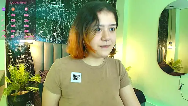 Nia-Stark online show from 10.06.25