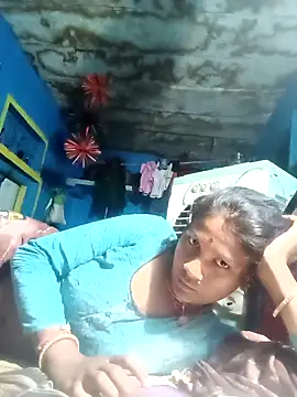 Snapshot of Soya8080 chatting on 09.23.25 Soya8080 online show from 09.23.25