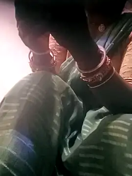 Snapshot of Soya8080 chatting on 11.01.25 Soya8080 online show from 11.01.25