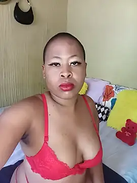 Snapshot of BubblyBeautiful chatting on 09.22.25 BubblyBeautiful online show from 09.22.25