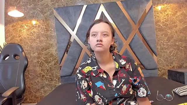 Asami Hattori online show from 10.06.25