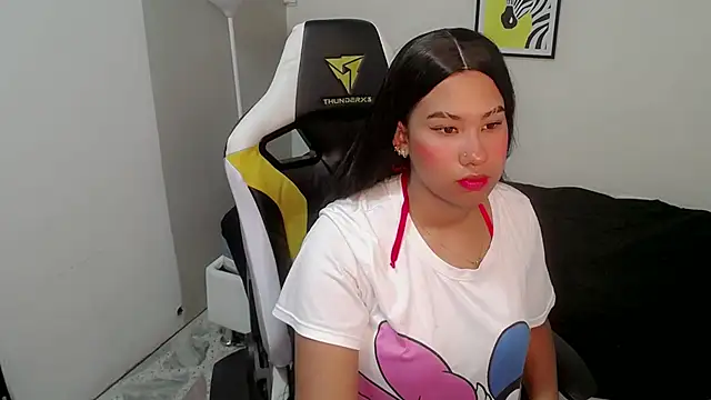 Snapshot of La_tokisha chatting on 10.14.25 La tokisha online show from 10.14.25