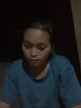 Snapshot of Halyy_xx chatting on 09.29.25 Halyy xx online show from 09.29.25