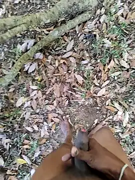 Snapshot of DICKLANKA chatting on 09.30.25 DICKLANKA online show from 09.30.25