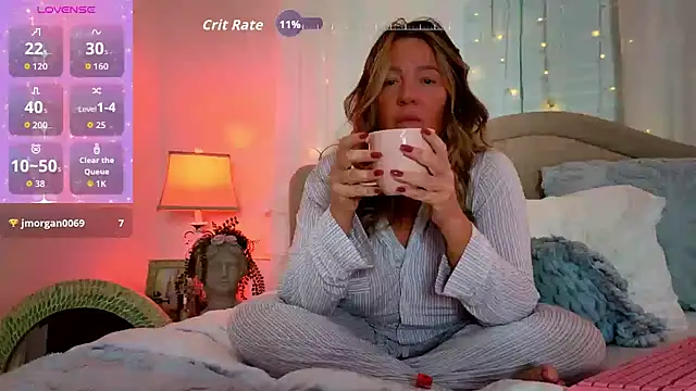 Snapshot of STIFFLERSMOMM chatting on 09.20.25 STIFFLERSMOMM online show from 09.20.25