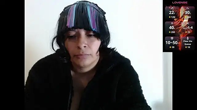 Snapshot of Acelinrose chatting on 10.10.25 Acelinrose online show from 10.10.25