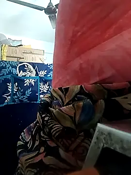 Snapshot of TeluguCuplehyd chatting on 10.21.25 TeluguCuplehyd online show from 10.21.25