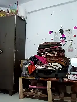 Snapshot of TeluguCuplehyd chatting on 10.23.25 TeluguCuplehyd online show from 10.23.25