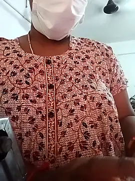 Snapshot of TeluguCuplehyd chatting on 11.12.25 TeluguCuplehyd online show from 11.12.25