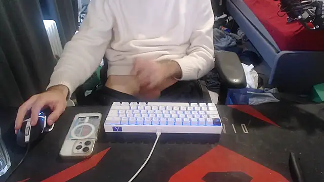 Snapshot of geil20CM2 chatting on 11.09.25 geil20CM2 online show from 11.09.25