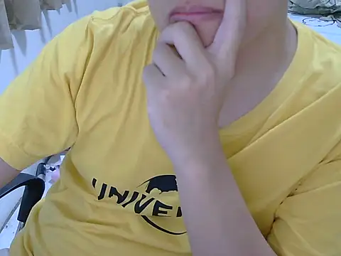 chien8863 online show from 10.03.25