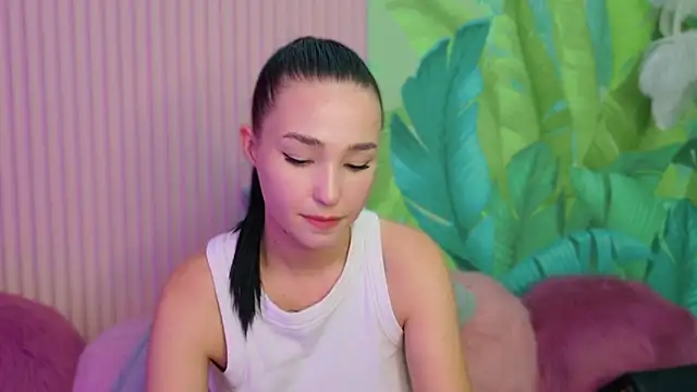 Amanda Choi online show from 10.05.25