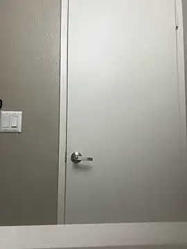 Snapshot of Zellyzelly2100 chatting on 11.15.25 Zellyzelly2100 online show from 11.15.25