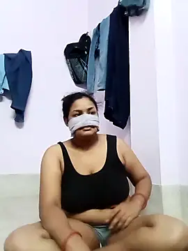 Snapshot of Deborbhavi222 chatting on 09.21.25 Deborbhavi222 online show from 09.21.25