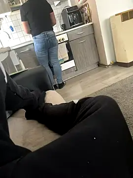 Snapshot of Alboo_ks32 chatting on 11.10.25 Alboo ks32 online show from 11.10.25