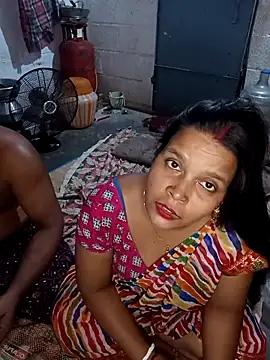 Snapshot of reya743 chatting on 09.24.25 reya743 online show from 09.24.25