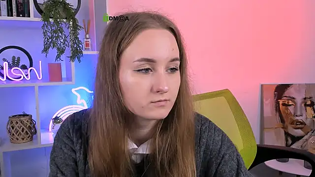 liana purr online show from 10.07.25