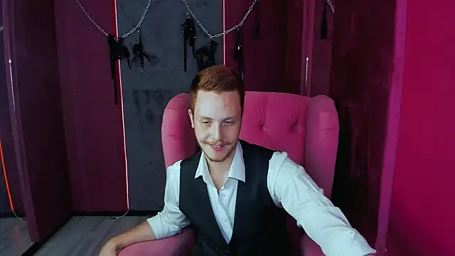 LeoMooree online show from 10.09.25