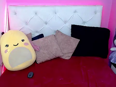 xx-kike-xx online show from 10.06.25