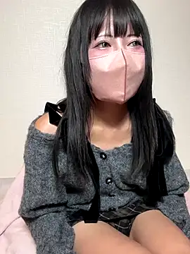 Snapshot of ririachan_ chatting on 11.16.25 ririachan online show from 11.16.25