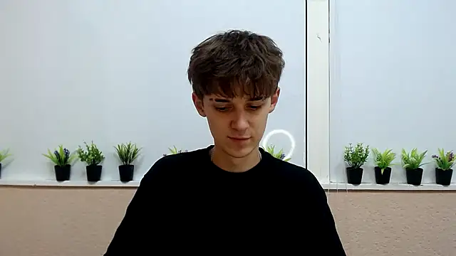 Snapshot of Hoot_Dude_ chatting on 10.18.25 Hoot Dude  online show from 10.18.25