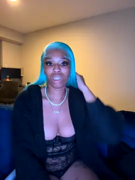 Snapshot of YeahhhitsBreezy chatting on 11.02.25 YeahhhitsBreezy online show from 11.02.25