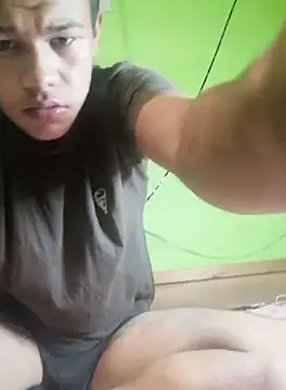 Snapshot of kaland69 chatting on 10.11.25 kaland69 online show from 10.11.25