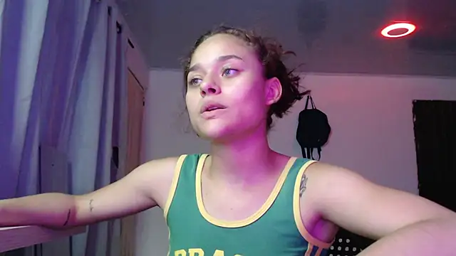 LittleCheerry69 online show from 10.20.25